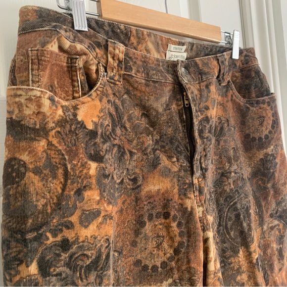 St. John’s Bay Patterned Corduroy Pants - Picture 2 of 12